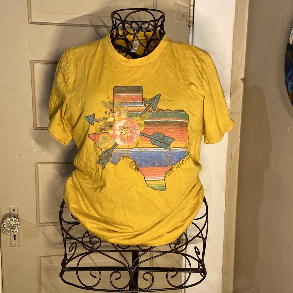 southern texas shirt flowers and arrows